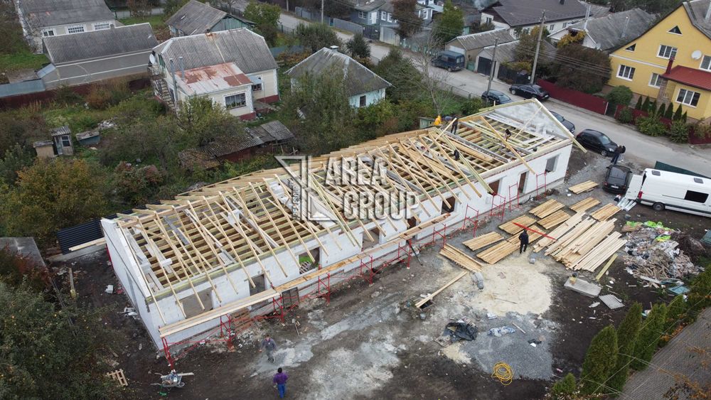 Стильний компактний будинок в класному районі