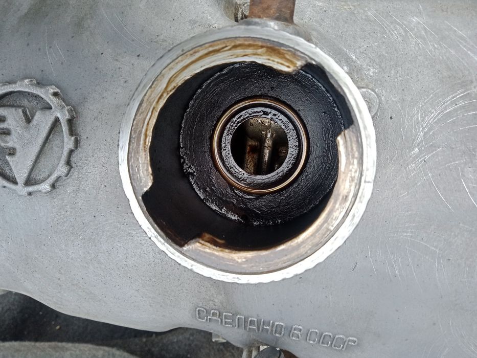 Двигатель на МОСКВИЧ 412,2140