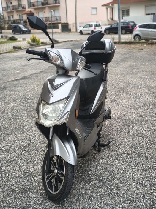 Scooter Elétrica Ecovolt Neovolt