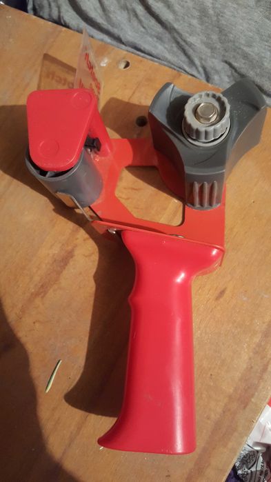 Розмотувач скотча Scotch Tape