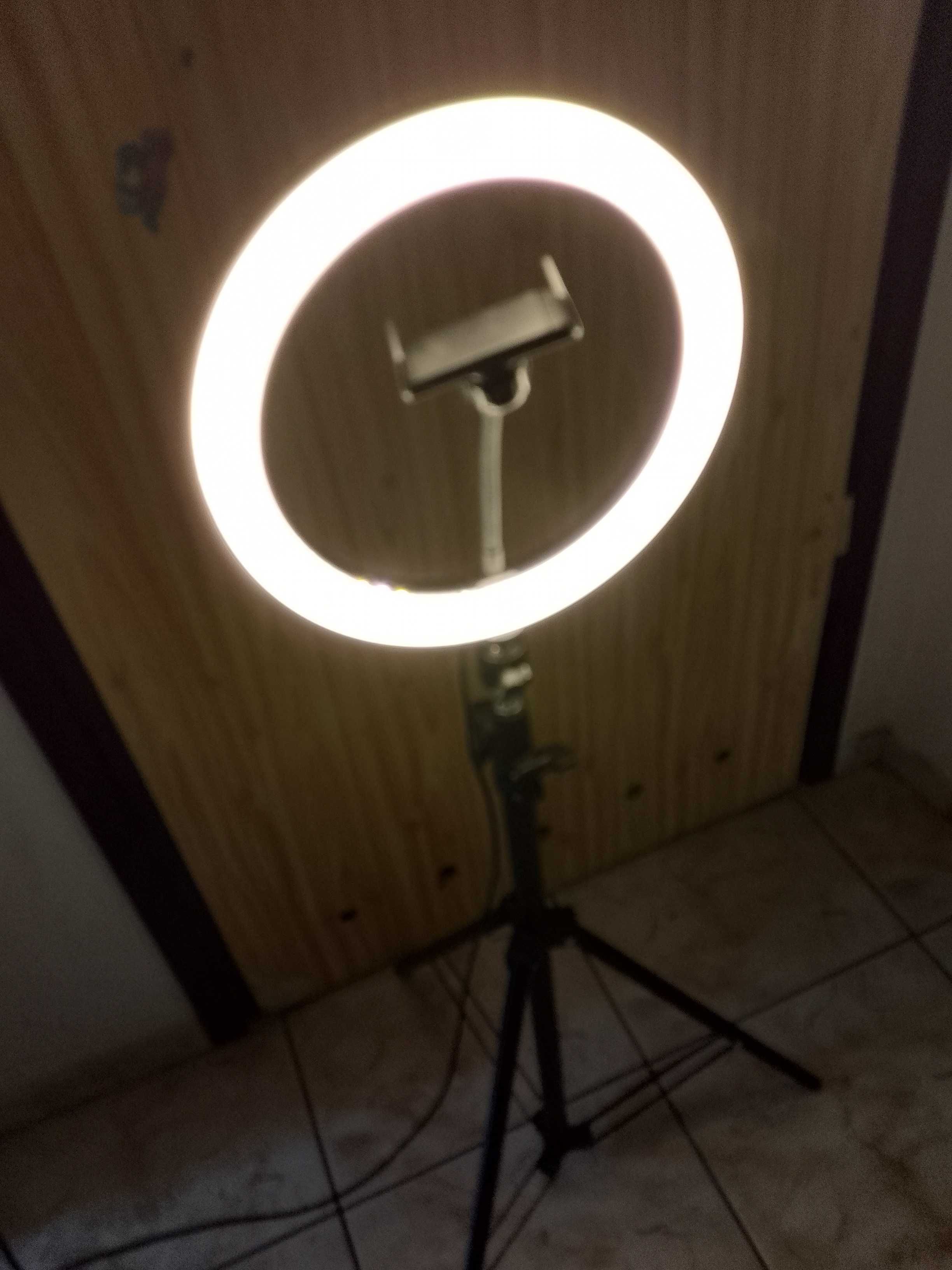 Sprzedam lampę, stan idealny