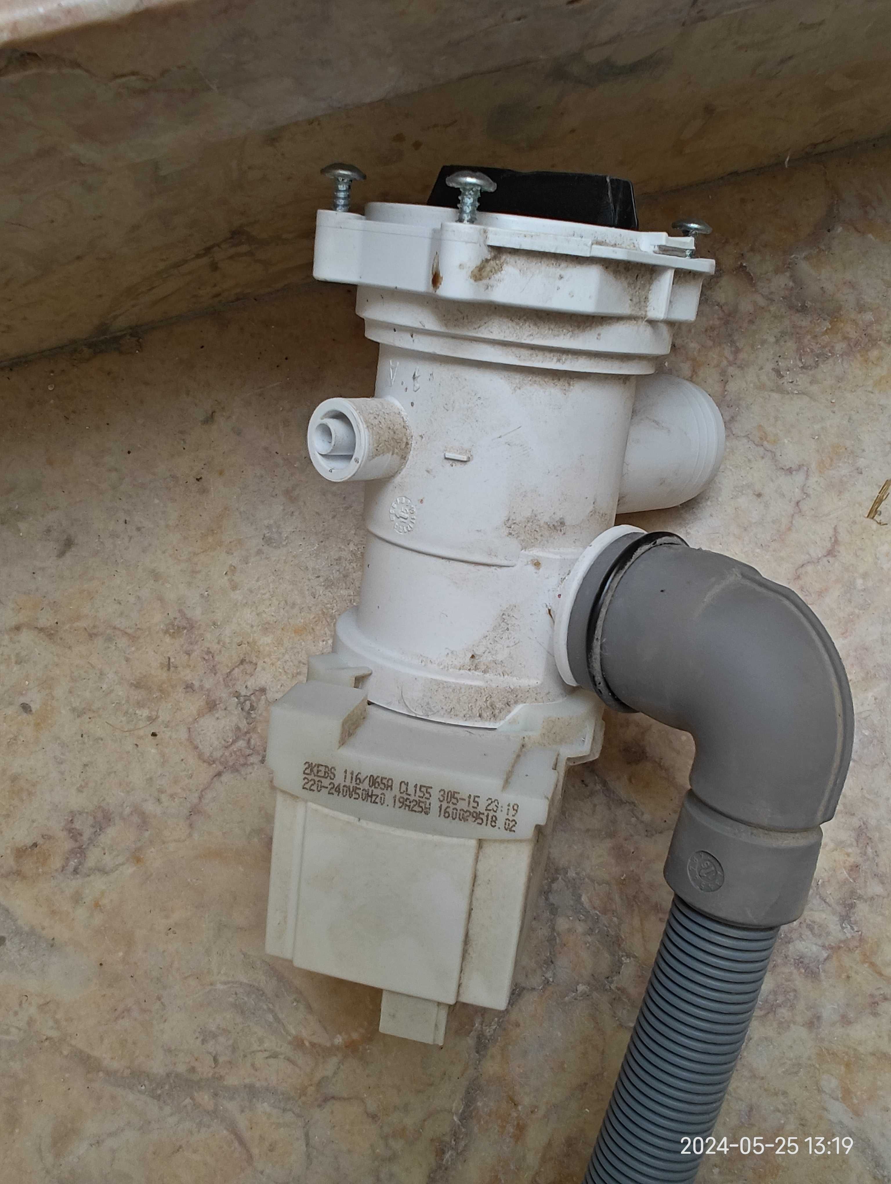 Bomba de Esgoto 2KEBS 116/065A - Indesit