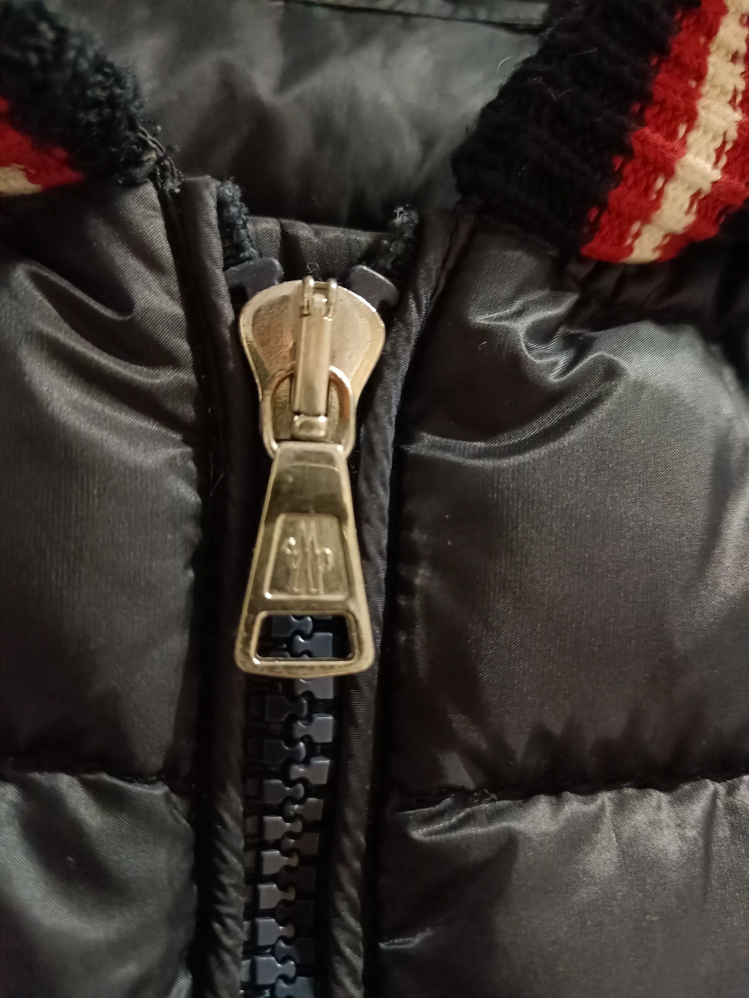 Kamizelka, bezrękawnik Moncler 152 stan idealny