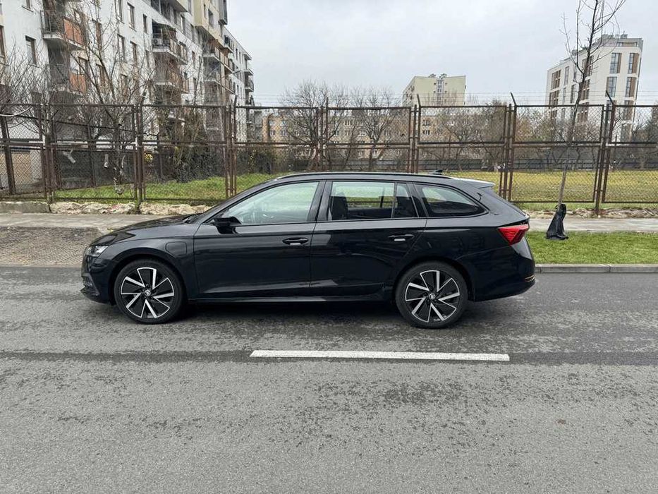 Бампер передній Skoda Octavia A8 Запчастини Шкода Октавиа А8, Шрот