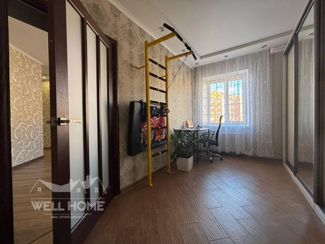 Продаж 2к квартири,  пров. Старовокзальний, 6, ЖК Левада м. Бориспіль