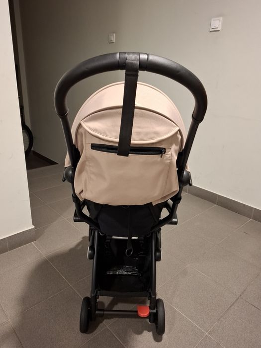 Stokke Yoyo3 blk/toupe z akcesoriami