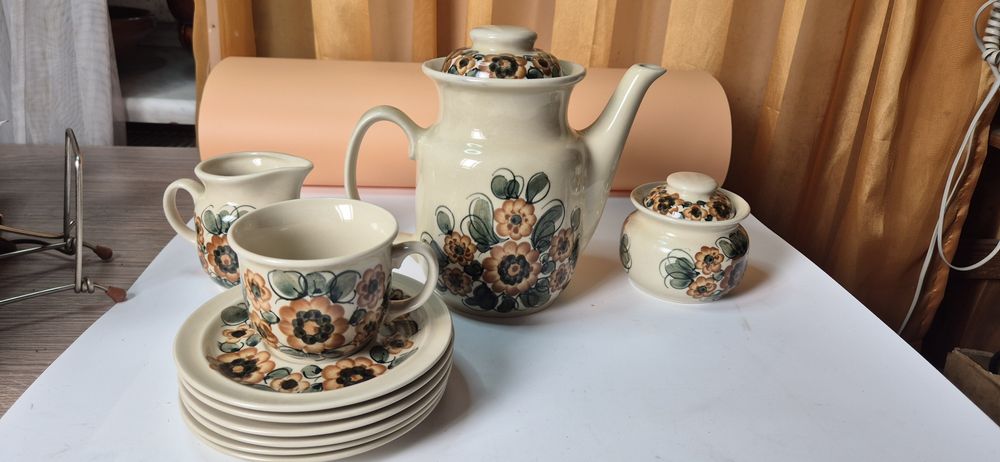 Porcelit Pruszków kompletny serwis dla 6 osób  w ładnym stanie