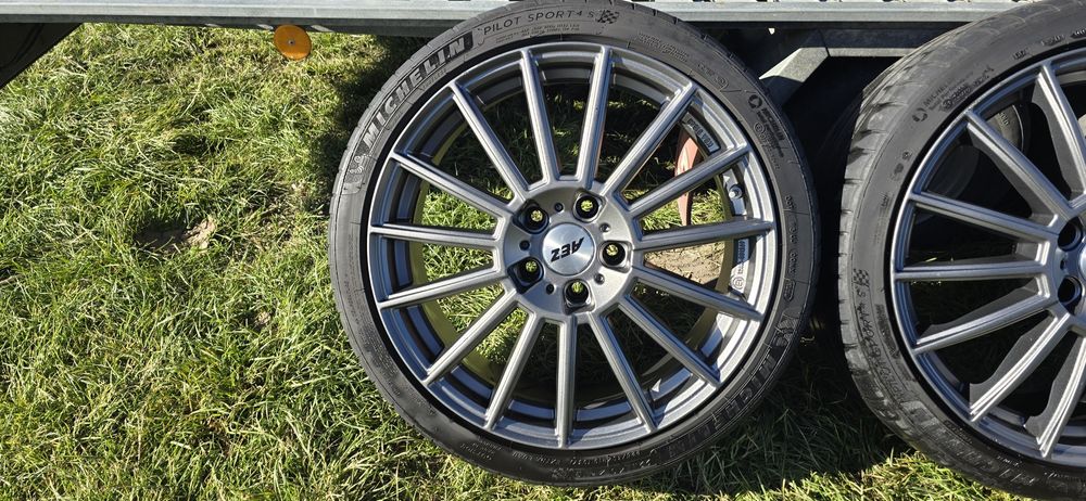 Koła Bmw Aez Steam 5x120 2 szerokości 19 cali e90 e91 e92...