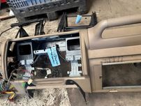 land rover discovery tablier bege