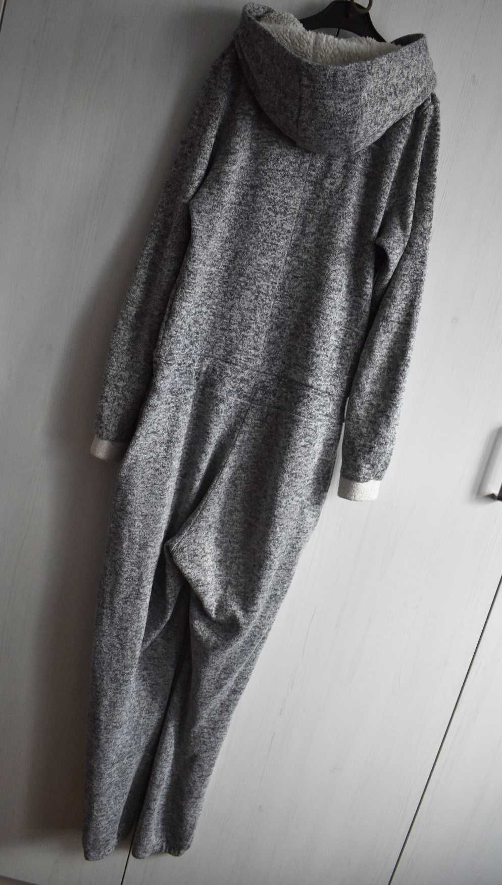 Piżama onesie kigurumi XS S 34 kombinezon z kapturem pajac kaptur