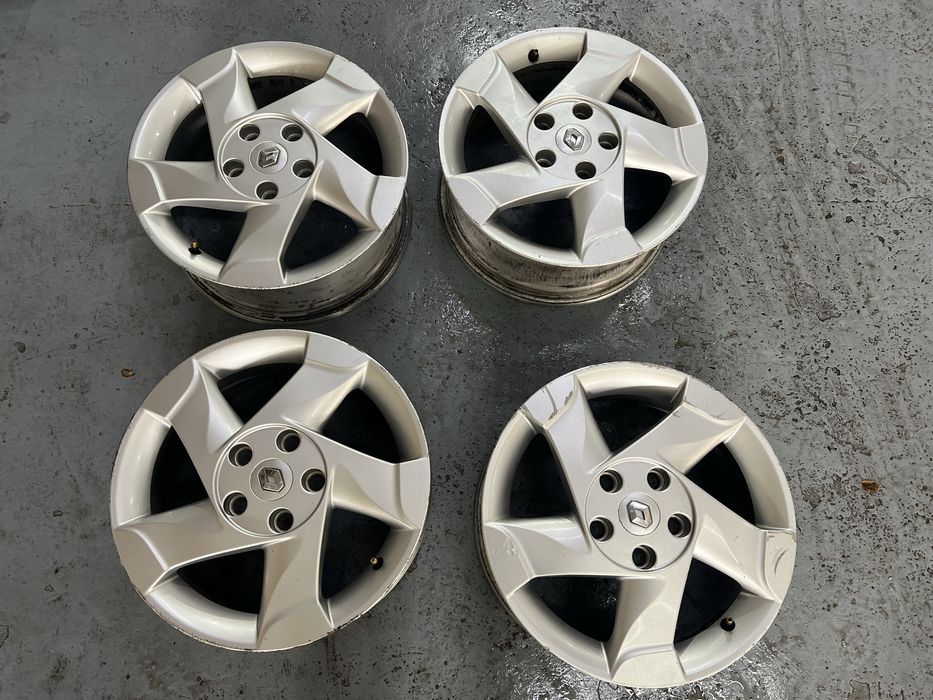 Продам диски R16 5*114,3 Renault Daster