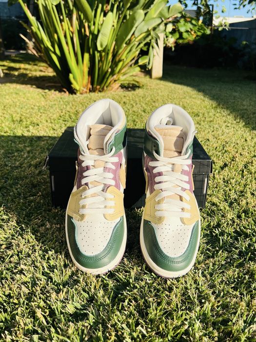 Nike Air Jordan 1 High MM Jade Galáctico