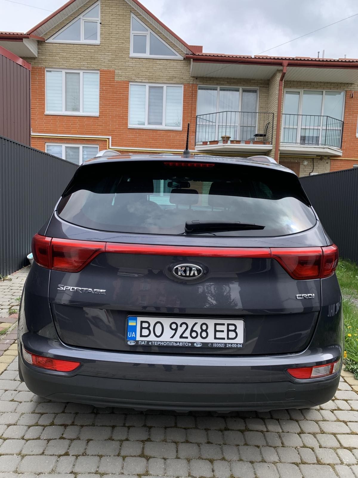 Продам автомобіль KIA sportage