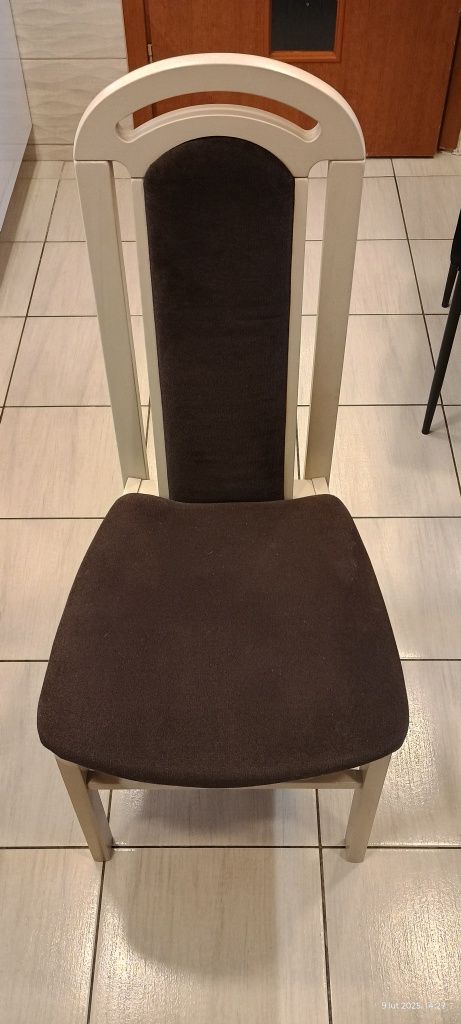 Sprzedam stół + 10 krzeseł