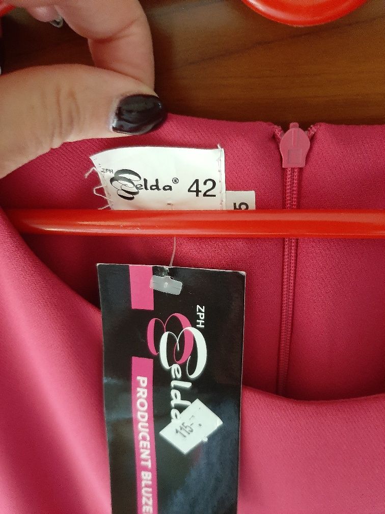 Nowa elegancka sukienka