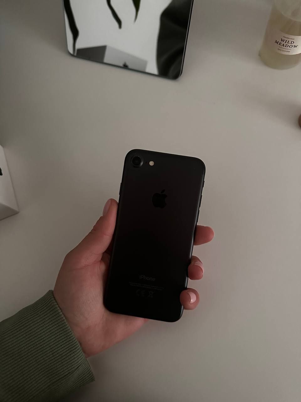 iPhone 7 32gb в черном цвете.