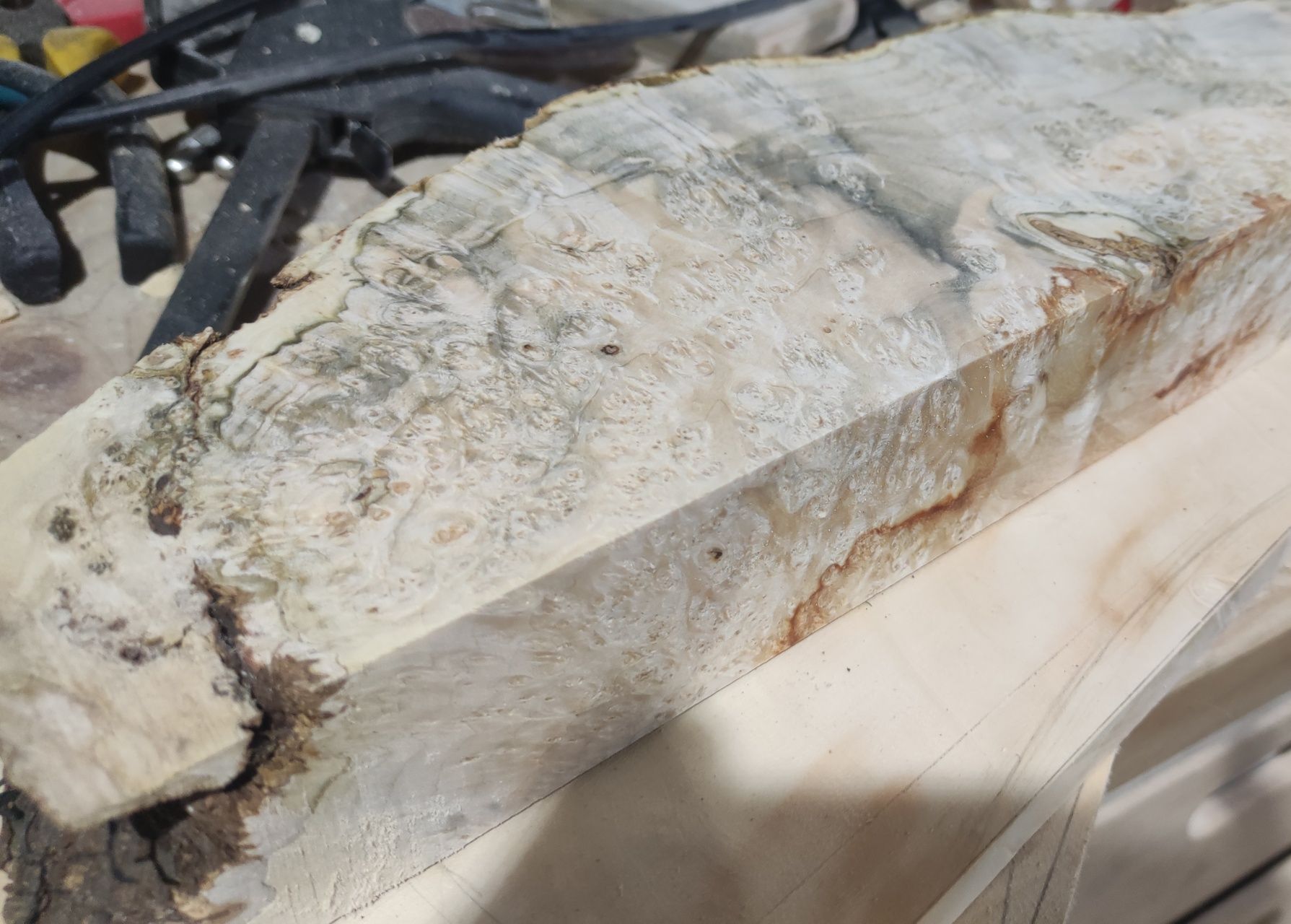 Слеб американського клену , зріз ,масив деревини, необрізна дошка