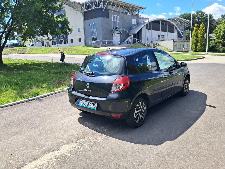 Renault Clio 2010r. 1.2 Benzyna 75KM