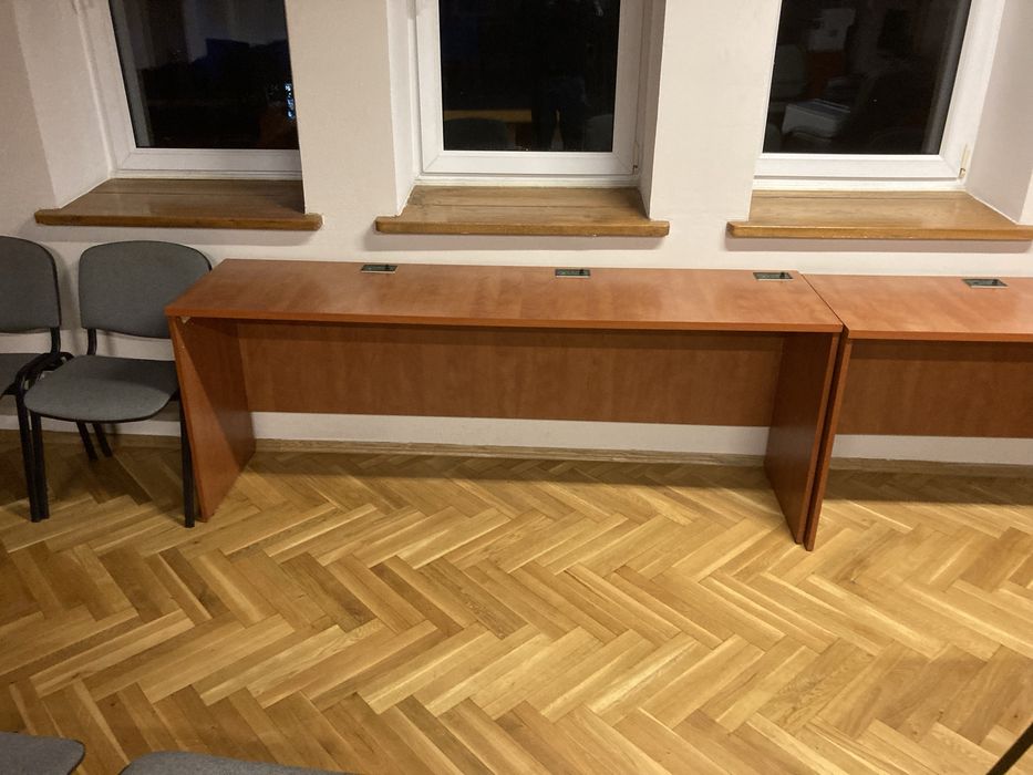 3 Biurka Biurko do lektoratów/komputerowe/do biura