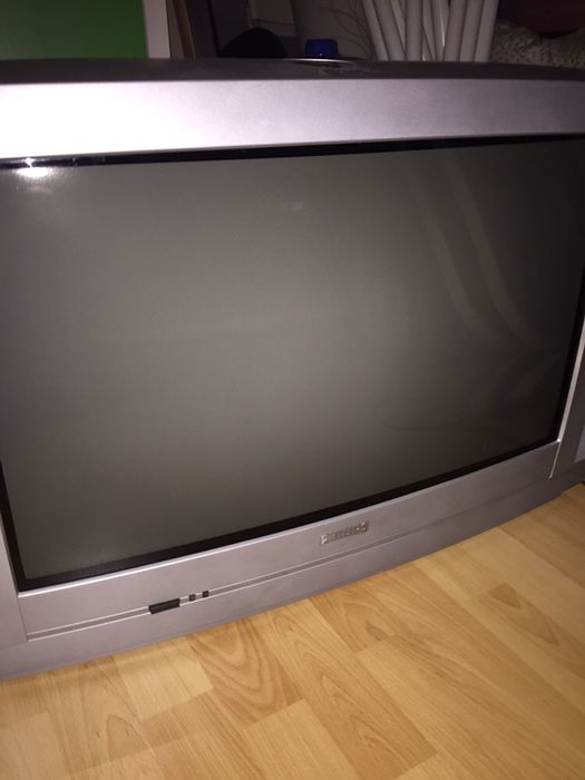 Vendo televisor em otimo estado.