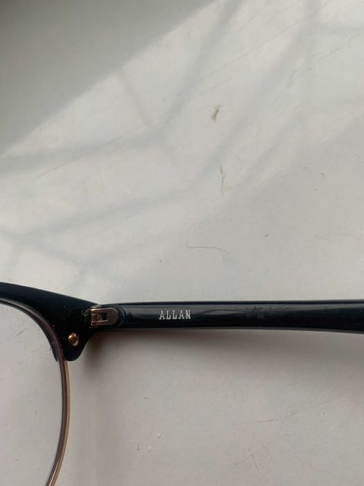 Оправа для очков бренда ALLAN