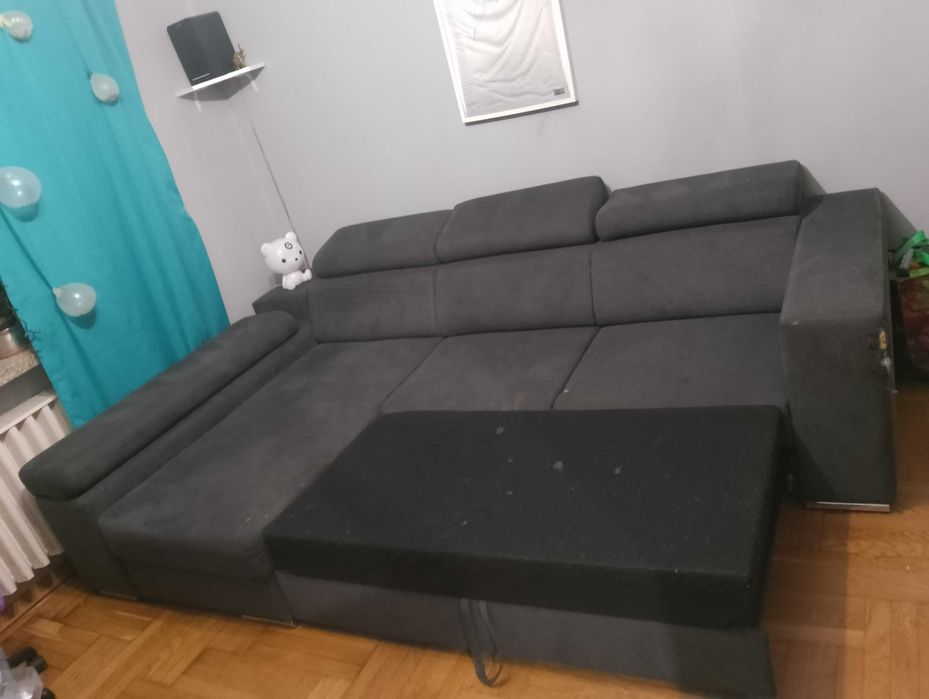 Duży narożnik z funkcją spania