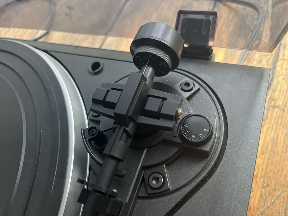 Gramofon Onkyo CP-1200A