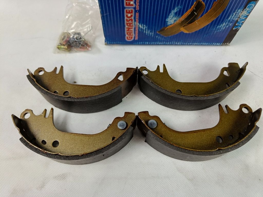 Szczęki Hamulcowe Samko Komplet Tył Ford Sierra 1.3/1.6 82-85r - NOWE