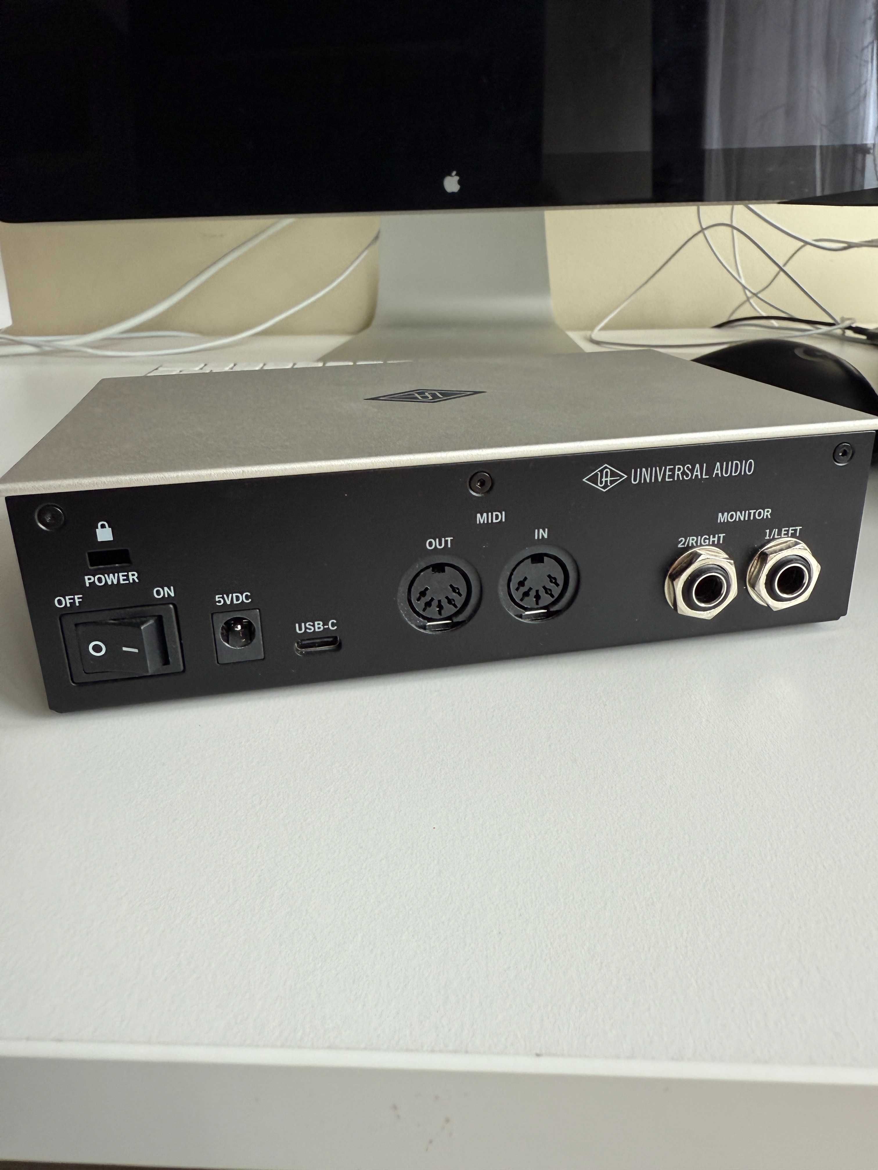 Universal Audio Volt 2 Interfejs audio USB Midi (Stan jak nowy)