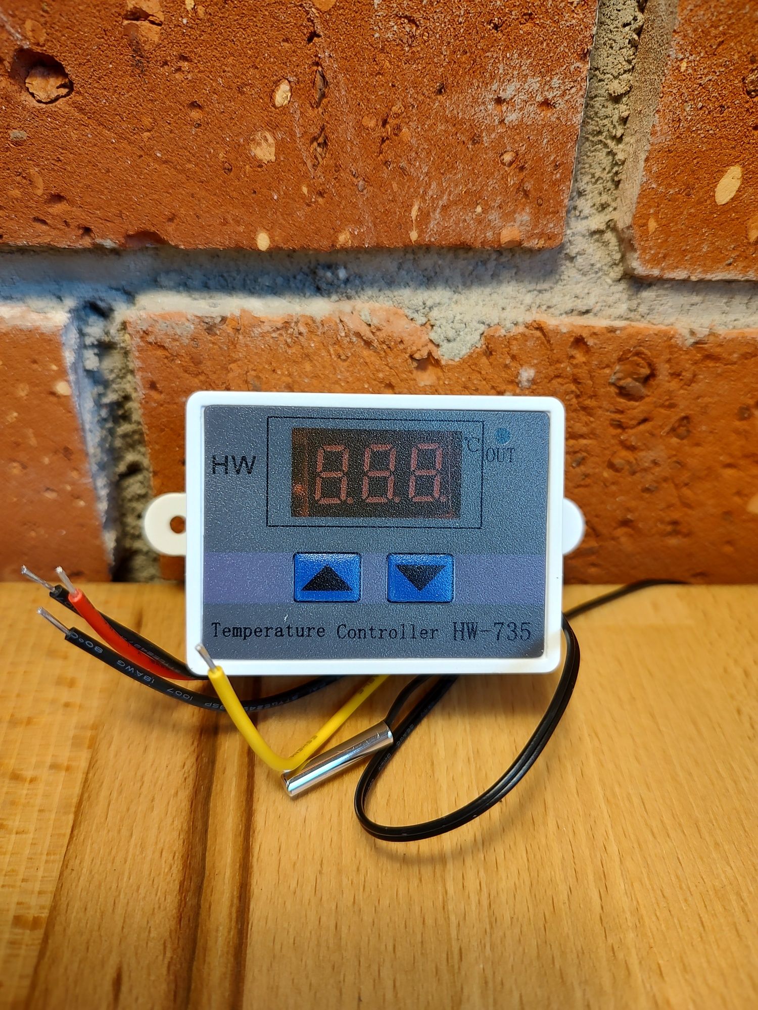 uniwersalny termostat regulator temperatury 230V 10A sterownik PV