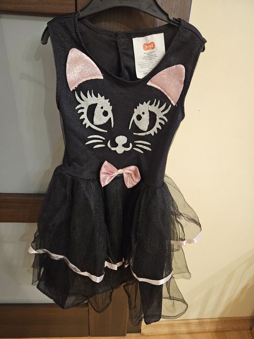 Sukienka kotek, Andrzejki/karnawał