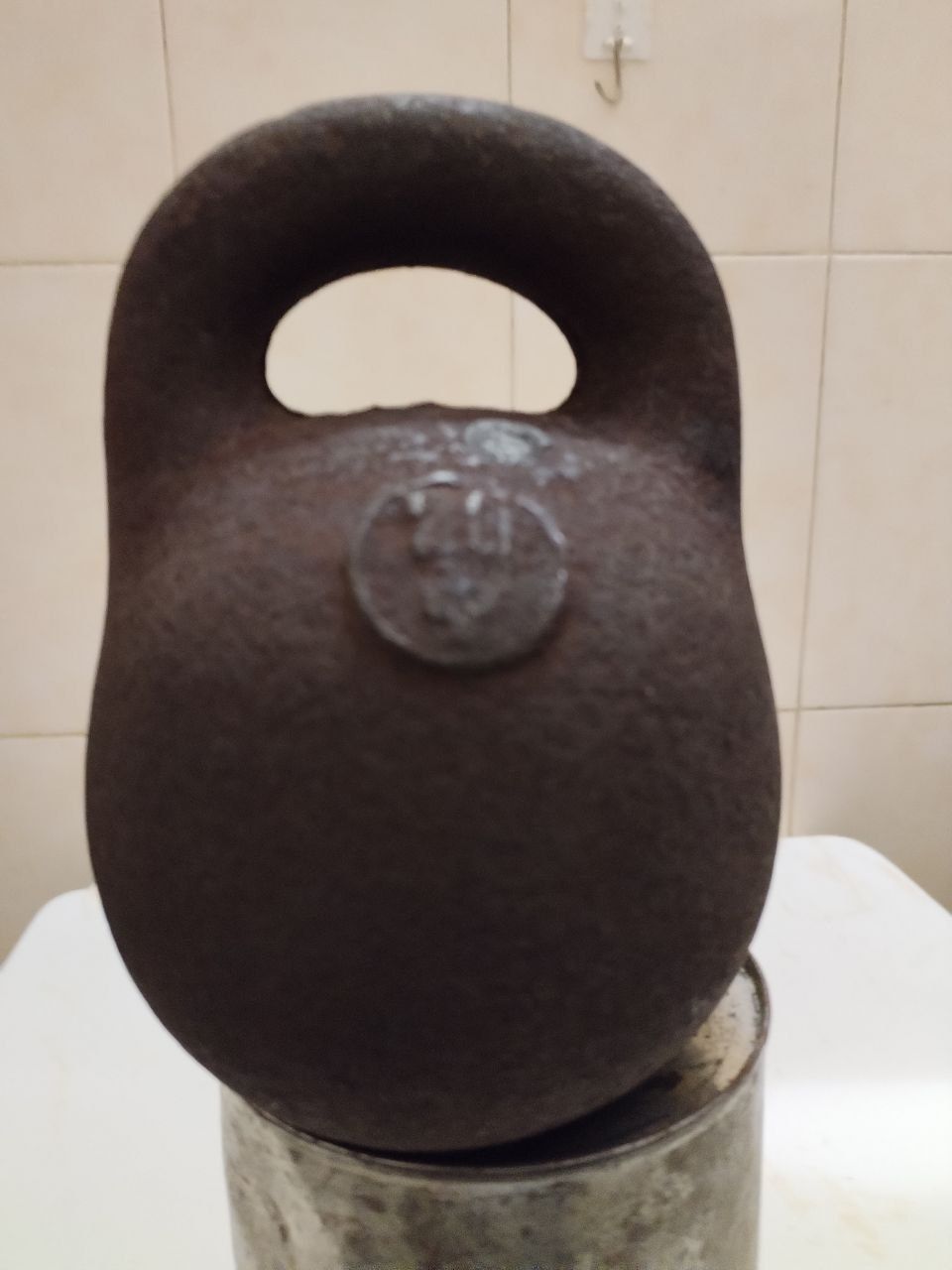 Продам гирю б/у.