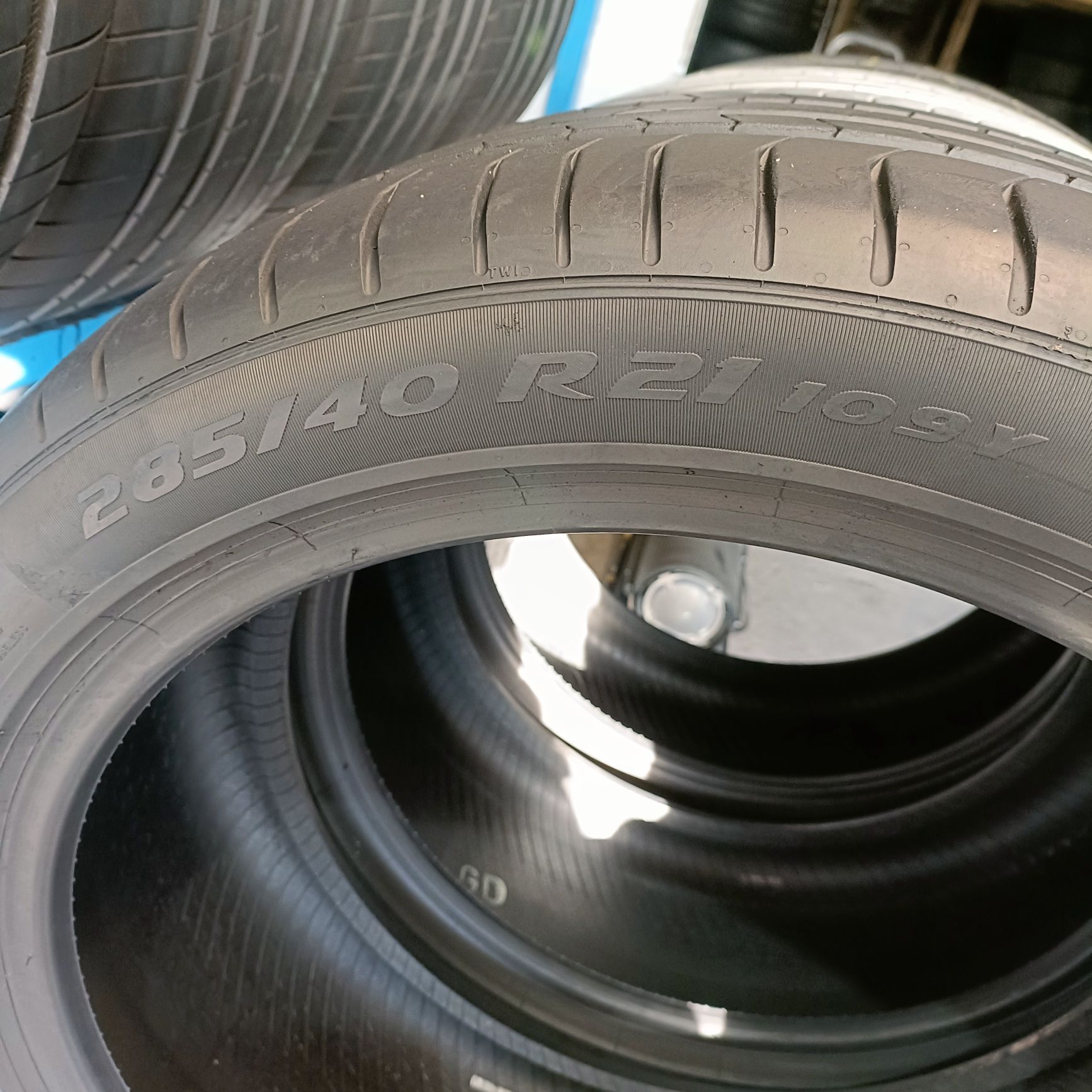 4x 285/40r21 Pirelli PZero z 2020r 5.2mm