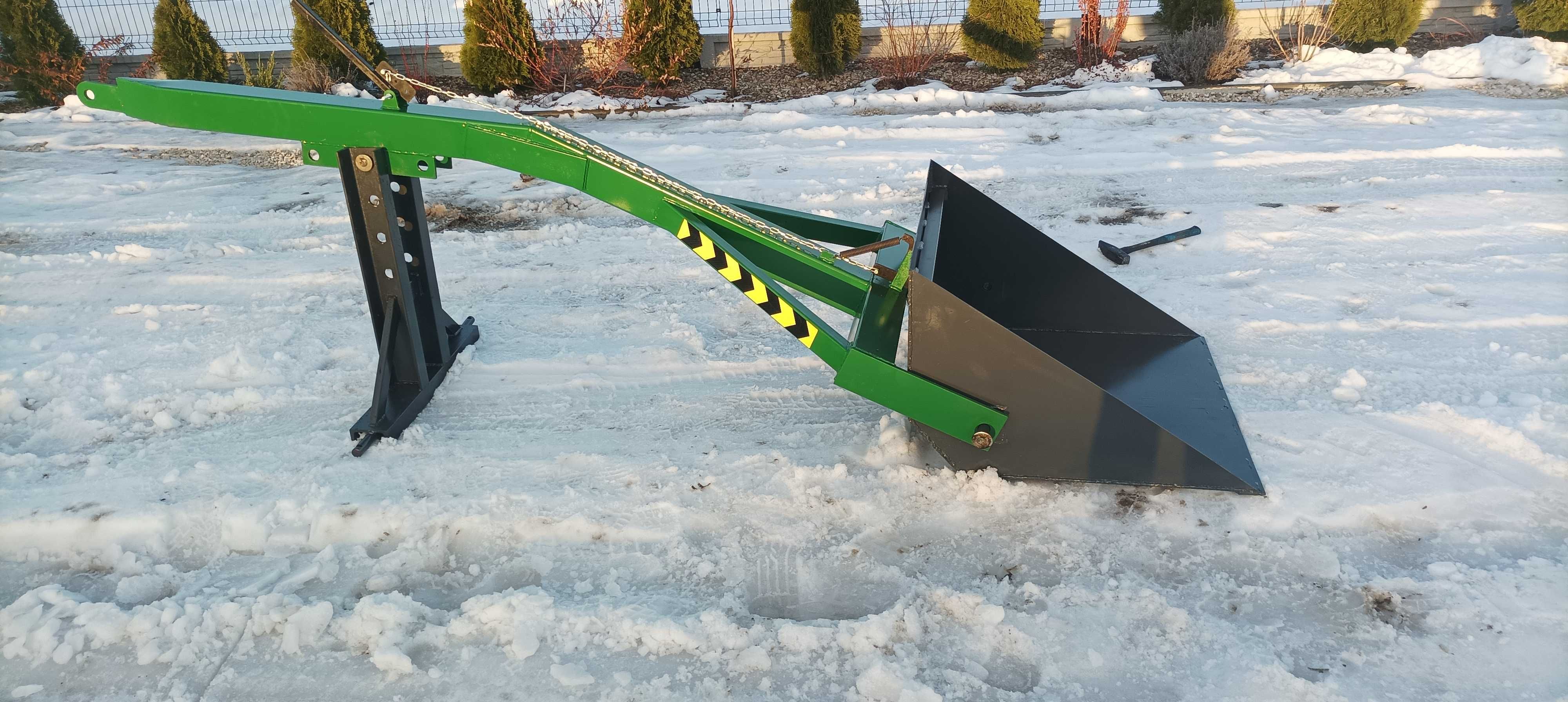 Ładowacz na tył ciągnika do obornika gruzu piachu tur na tył