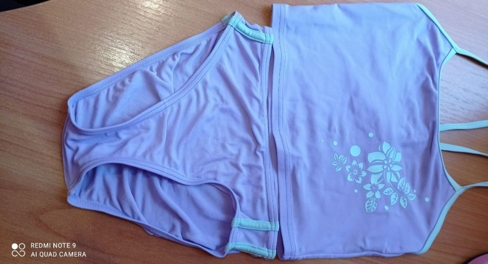 Продам раздельный купальник на девочку George