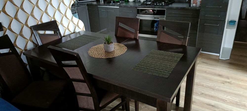 Sprzedam stół rozkładany