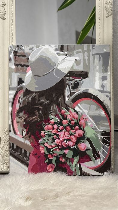 Картина дівчина з велосипедом і квітами | декор для інтерʼєру, живопис