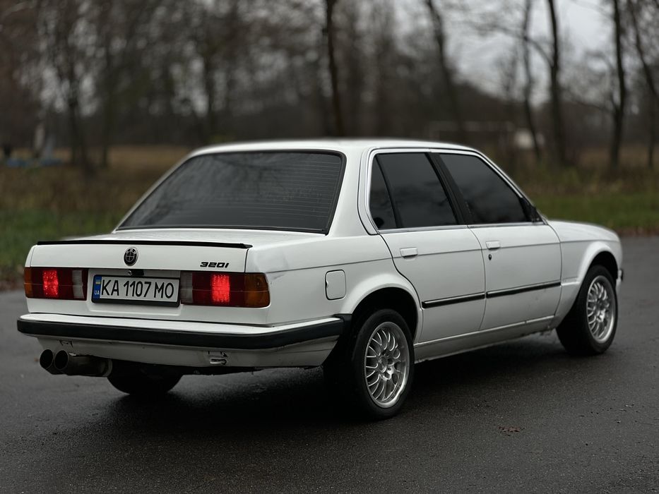 BMW E30 свап M50B20