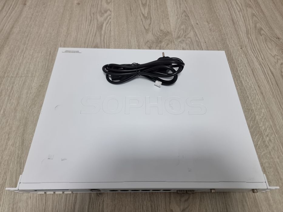 Firewall Sophos XG210
