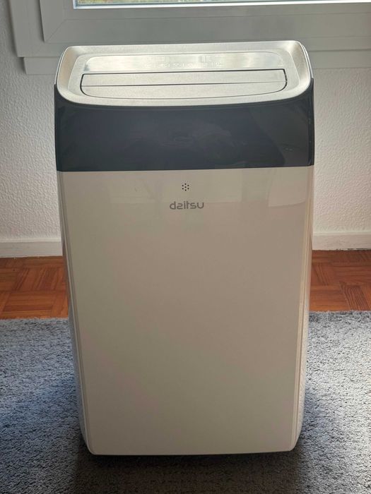 Ar Condicionado Portátil DAITSU APD 12FCX c/ Bomba de calor 12000 BTU