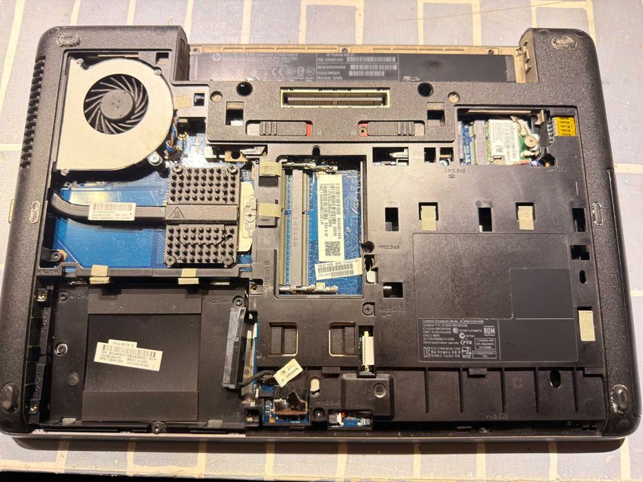 HP Probook 640 G1 p/Peças