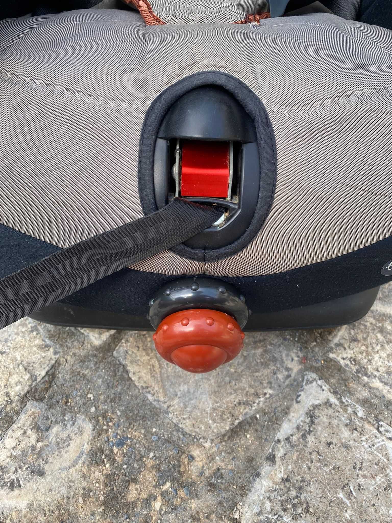 Cadeira Auto Bébé Confort ISÉOS Safe Side (Grupo 0+) – até 13 kg