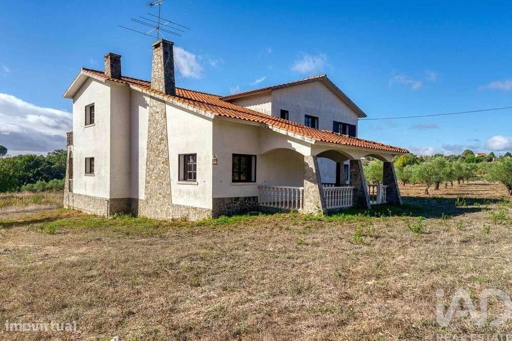 Casa / Villa T5 em Tomar e Santa Maria dos Olivais de 322 m2