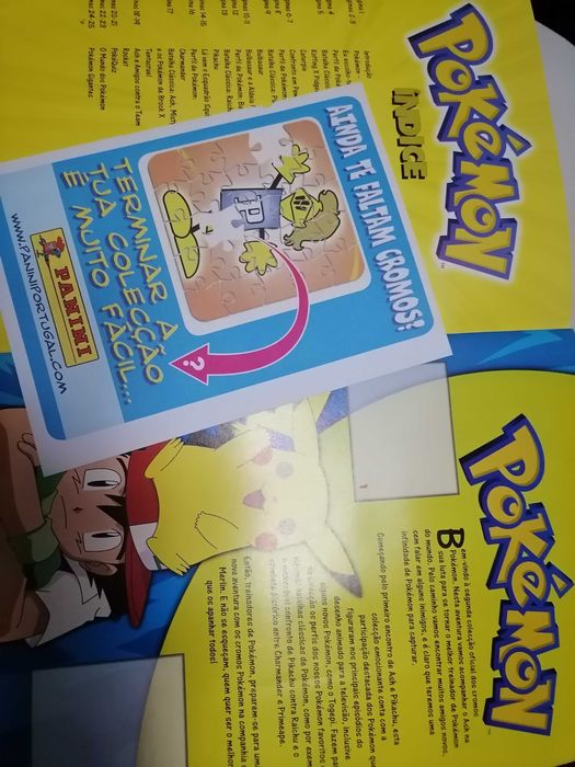 Caderneta Cromos POKÉMON c/Cartaz para Autocolantes Incluído MERLIN