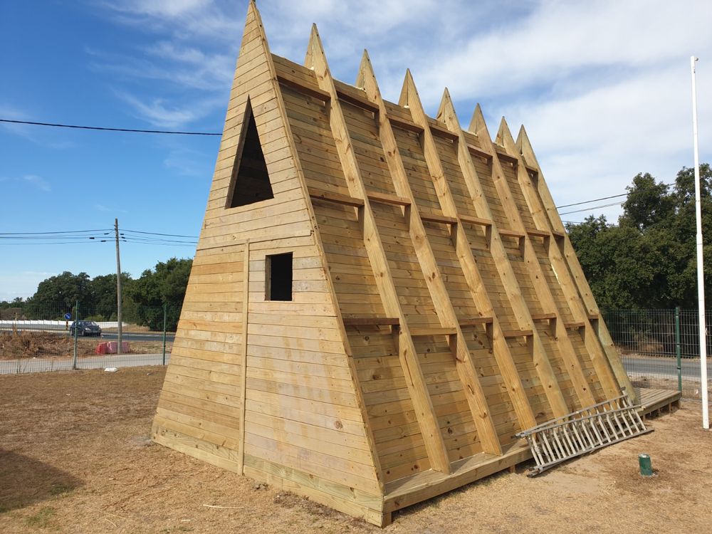 Bungalow / Casa de Madeira A-Frame