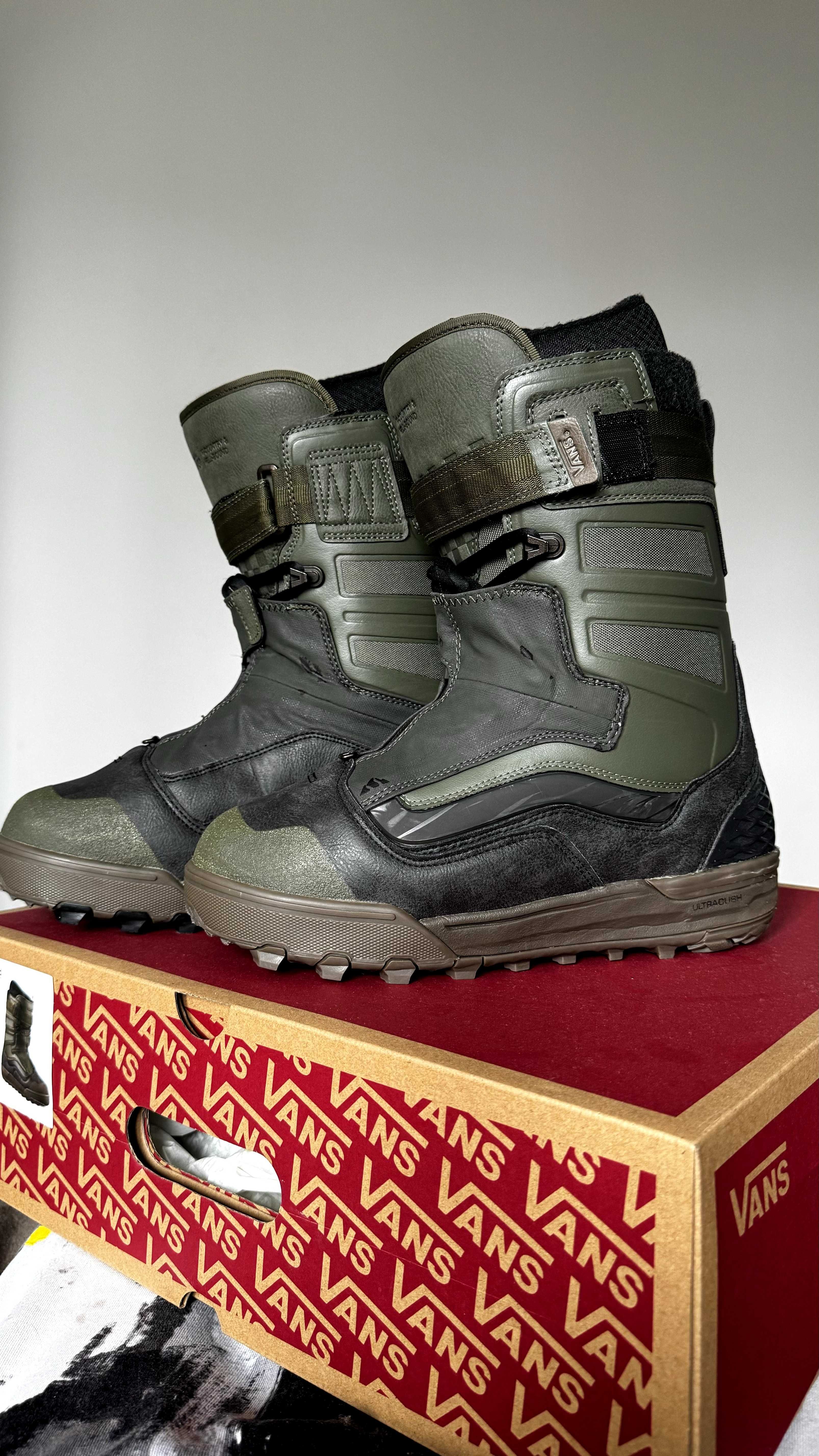 Buty snowboardowe Vans Hi-Country & Hell-Bound  olive/gum, Rozmiar 9,5