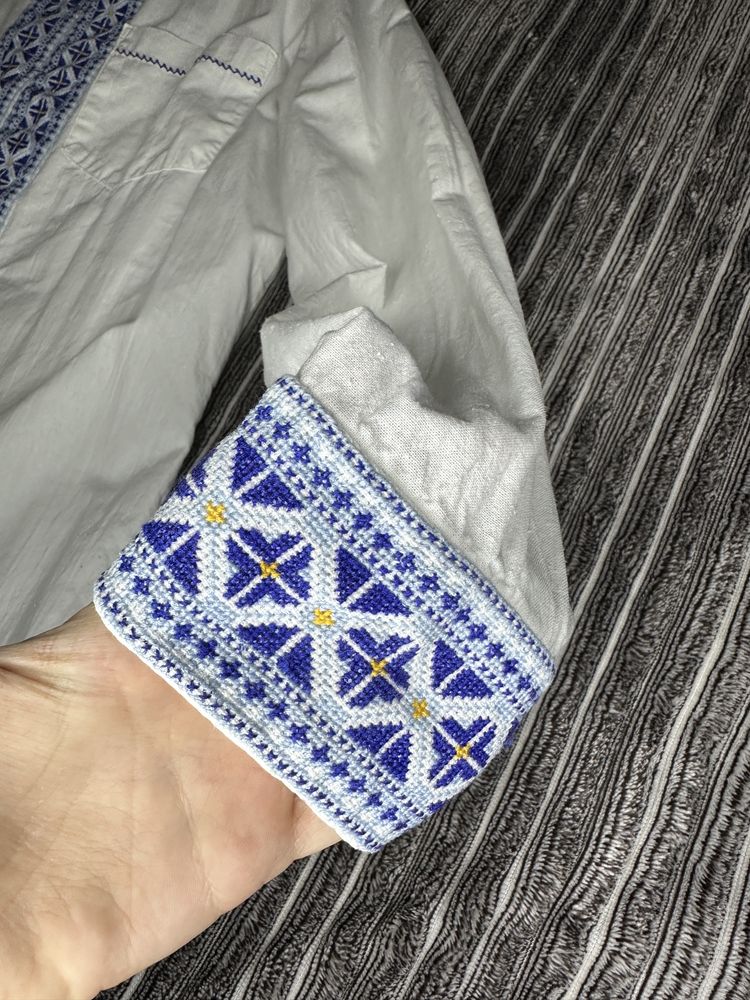 Чоловіча вишиванка