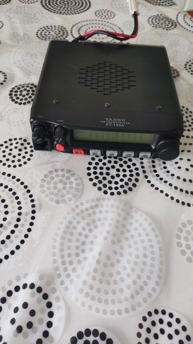 Автомобільна радіостанція Yaesu fm transceiver  Ft-1900