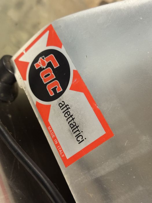 Слайсер професійний Італія