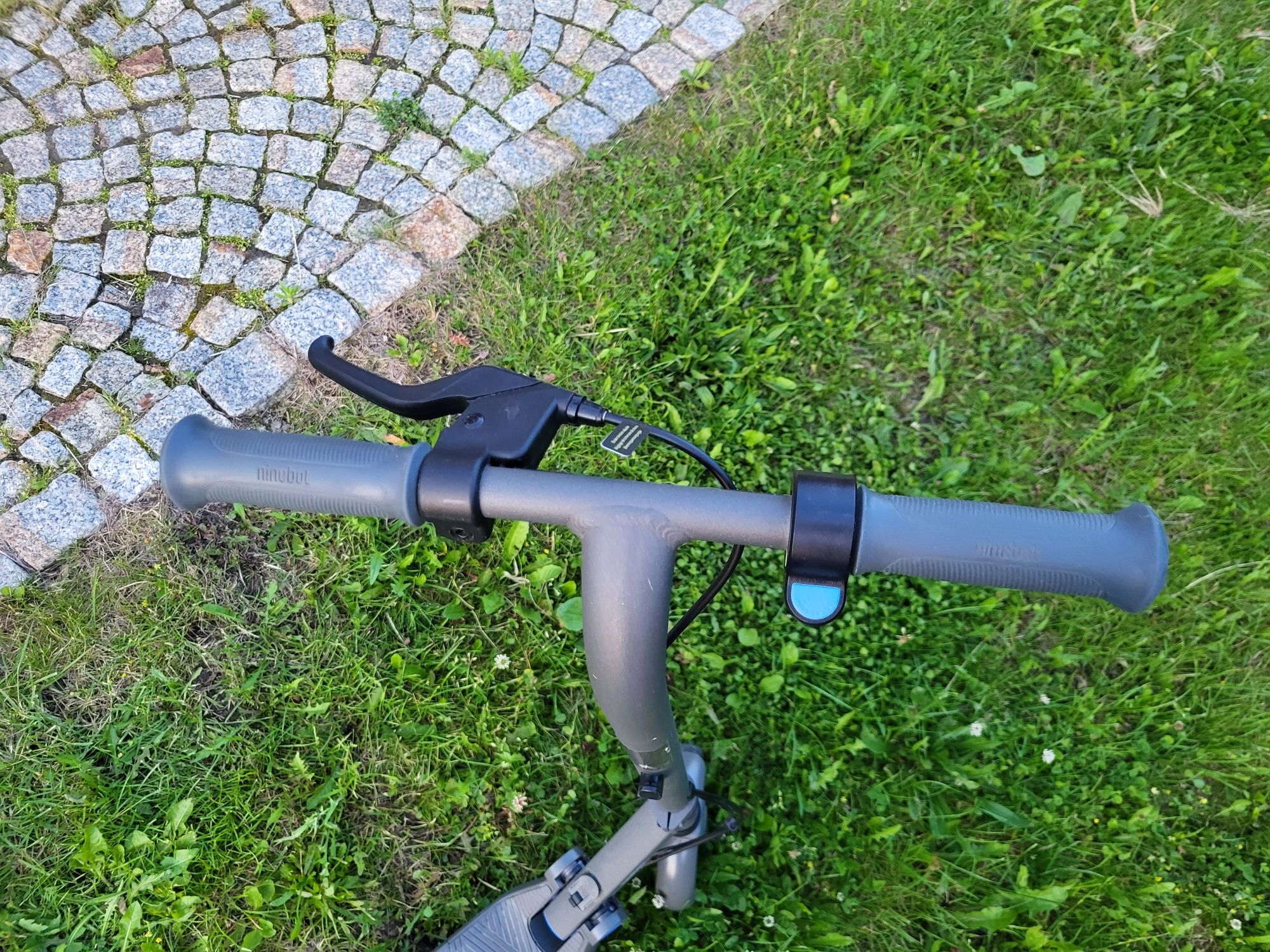Hulajnoga elektryczna, ninebot STAN BARDZO DOBRY